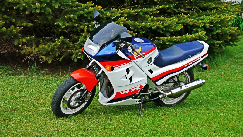 1986 Honda vfr 700 exhaust